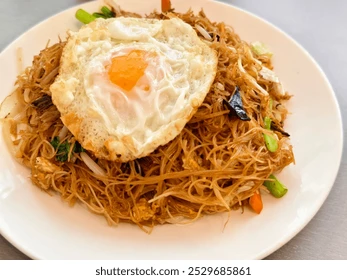 Nasi / Mee / Bee Hoon With Egg